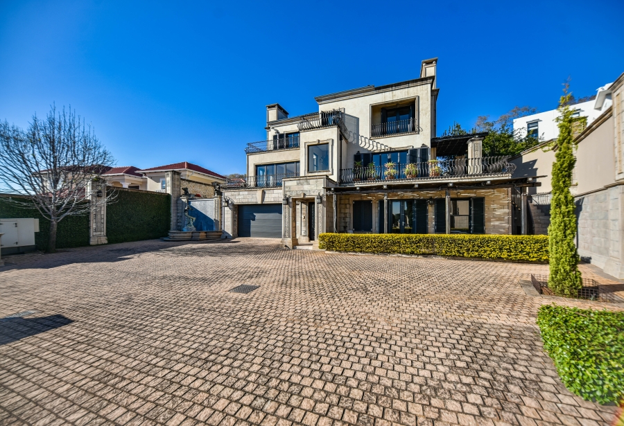 4 Bedroom Property for Sale in Waterkloof Ridge Gauteng