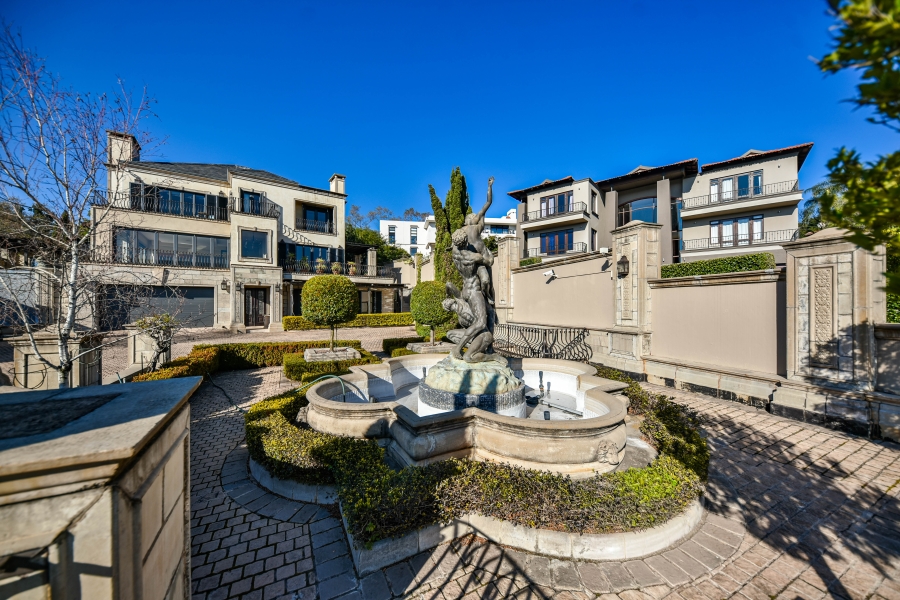 4 Bedroom Property for Sale in Waterkloof Ridge Gauteng