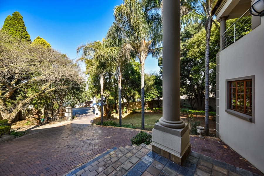 4 Bedroom Property for Sale in Waterkloof Ridge Gauteng