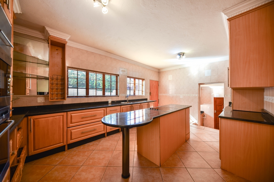 4 Bedroom Property for Sale in Waterkloof Ridge Gauteng