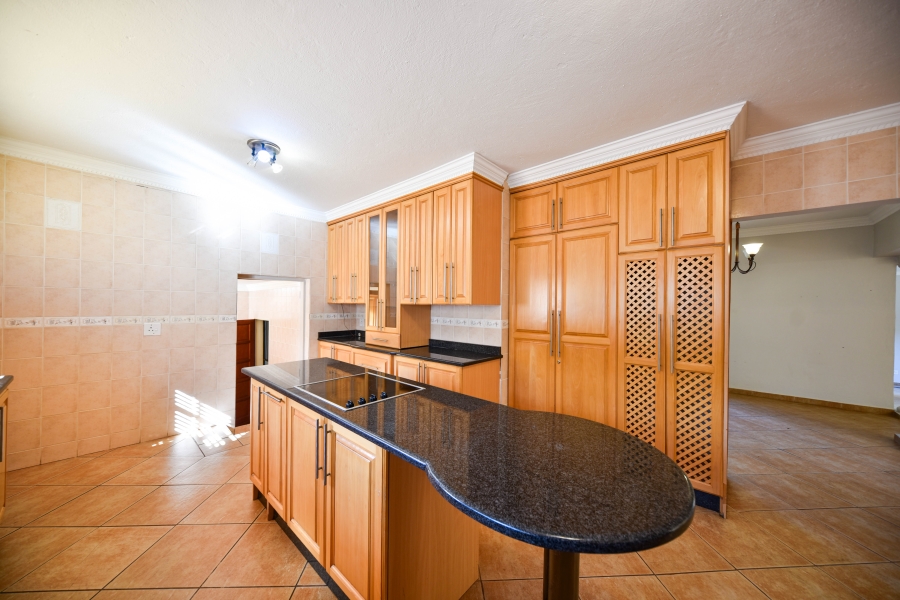 4 Bedroom Property for Sale in Waterkloof Ridge Gauteng