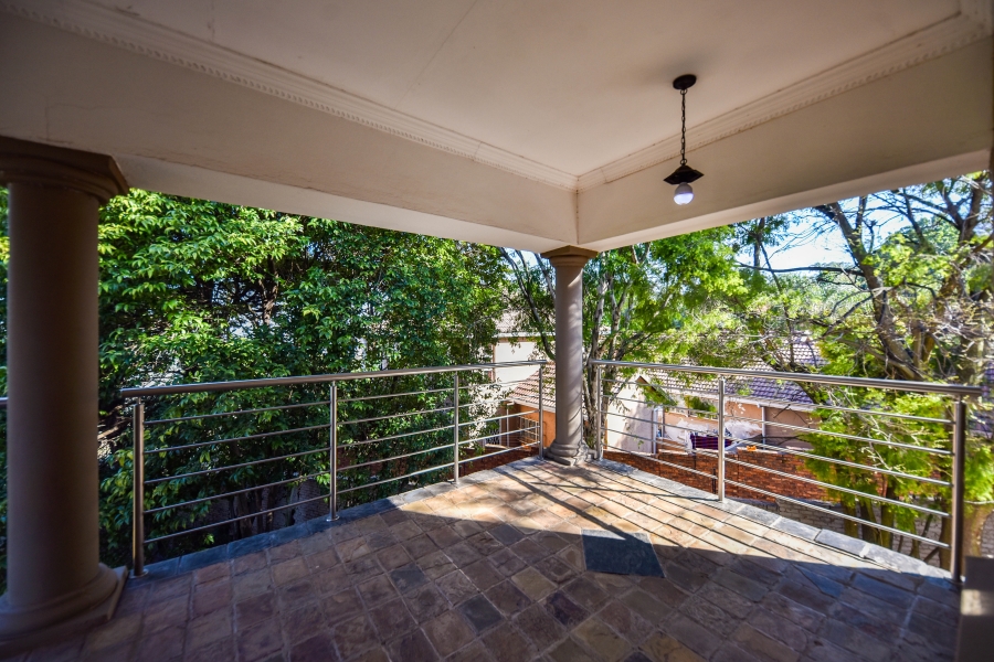 4 Bedroom Property for Sale in Waterkloof Ridge Gauteng
