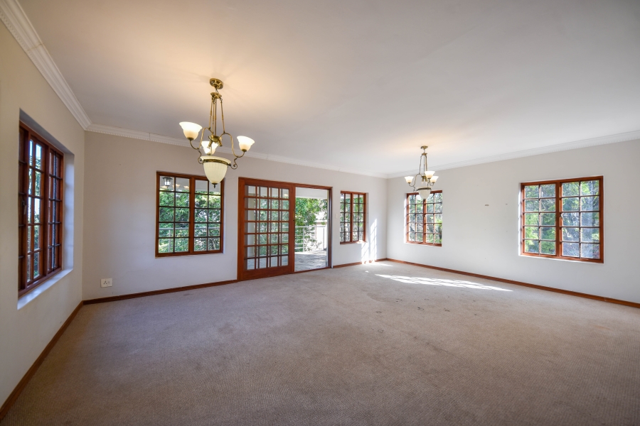 4 Bedroom Property for Sale in Waterkloof Ridge Gauteng