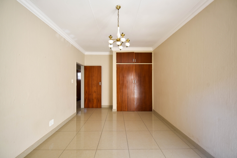 4 Bedroom Property for Sale in Waterkloof Ridge Gauteng