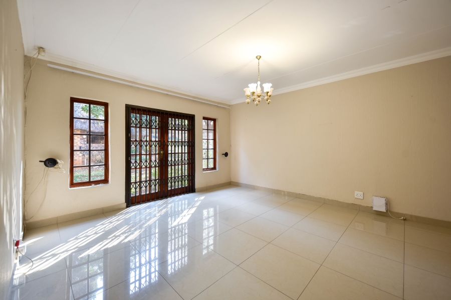 4 Bedroom Property for Sale in Waterkloof Ridge Gauteng