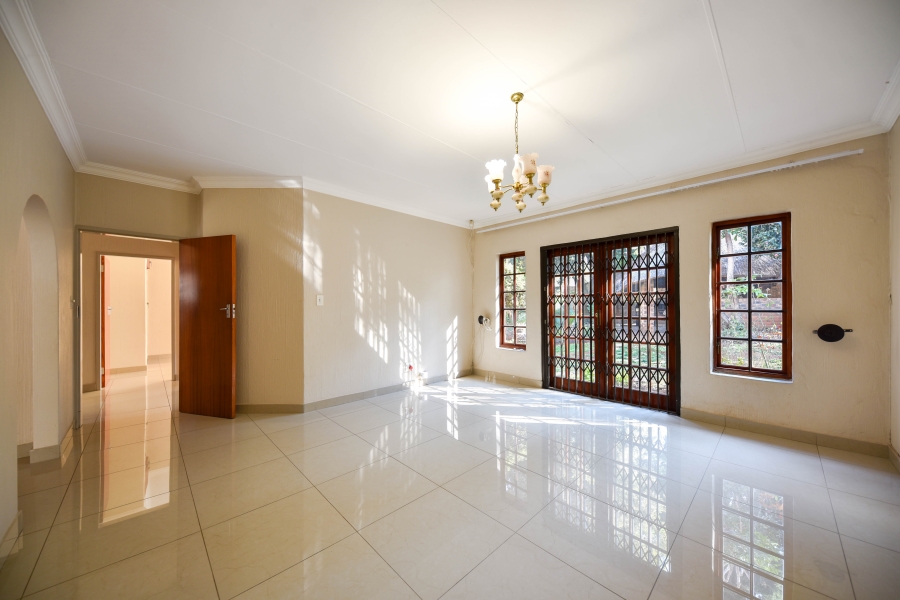 4 Bedroom Property for Sale in Waterkloof Ridge Gauteng