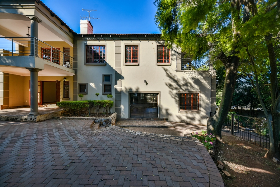 4 Bedroom Property for Sale in Waterkloof Ridge Gauteng