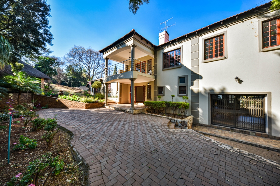 4 Bedroom Property for Sale in Waterkloof Ridge Gauteng