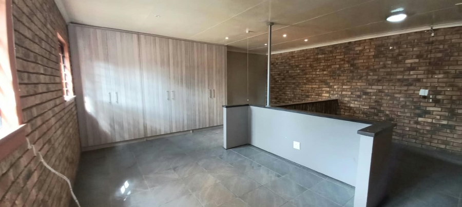 5 Bedroom Property for Sale in Rynfield Gauteng