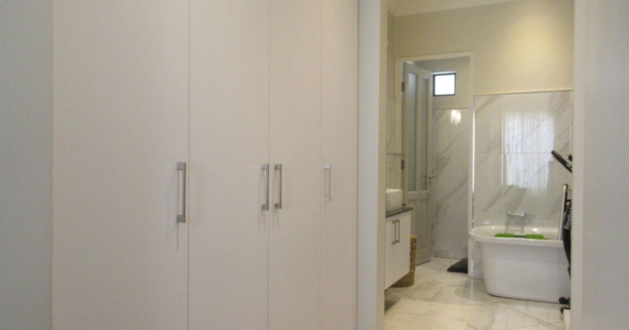 3 Bedroom Property for Sale in Bryanston Gauteng