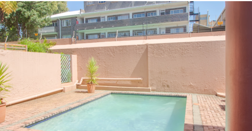 1 Bedroom Property for Sale in Linden Gauteng