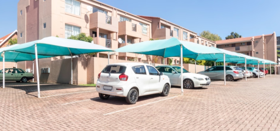 1 Bedroom Property for Sale in Linden Gauteng