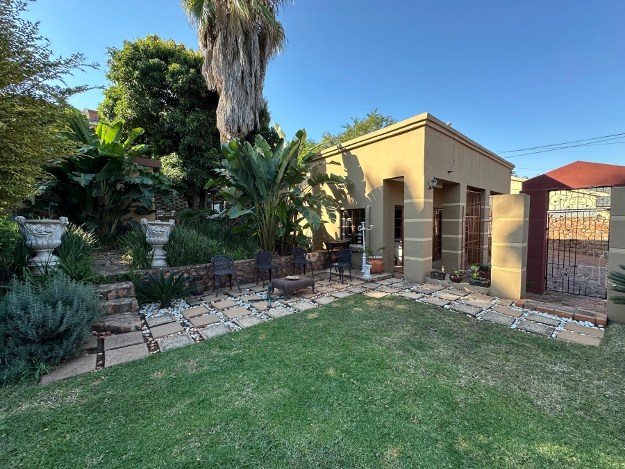 To Let 0 Bedroom Property for Rent in Waverley Gauteng