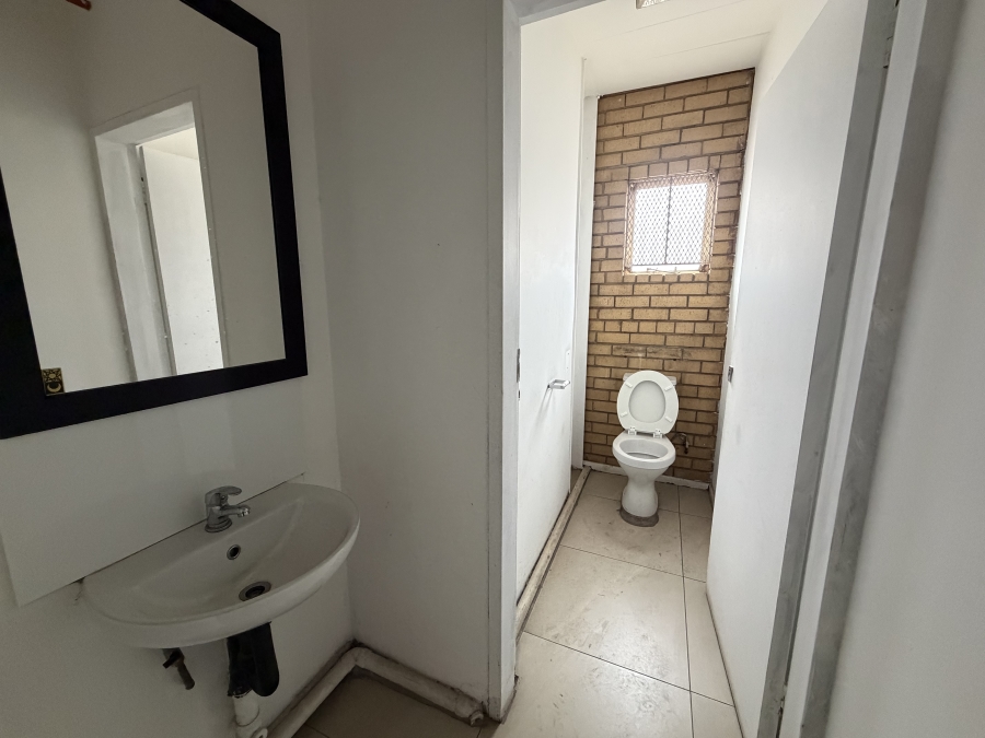 To Let Commercial Property for Rent in Roseville Gauteng