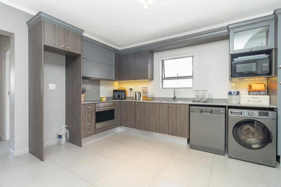 2 Bedroom Property for Sale in Bryanston East Gauteng