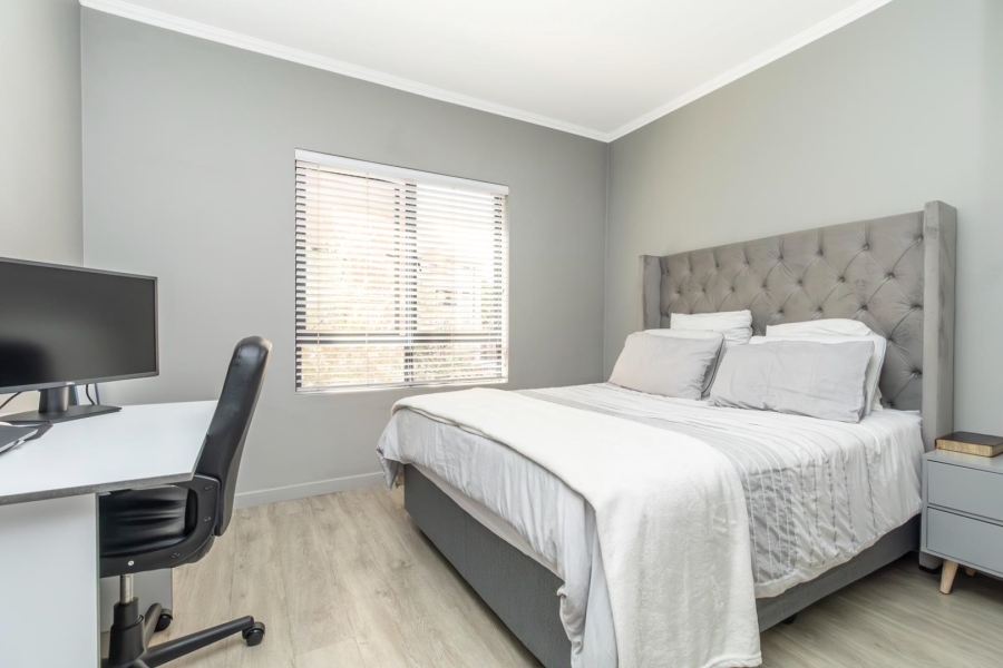 2 Bedroom Property for Sale in Bryanston East Gauteng