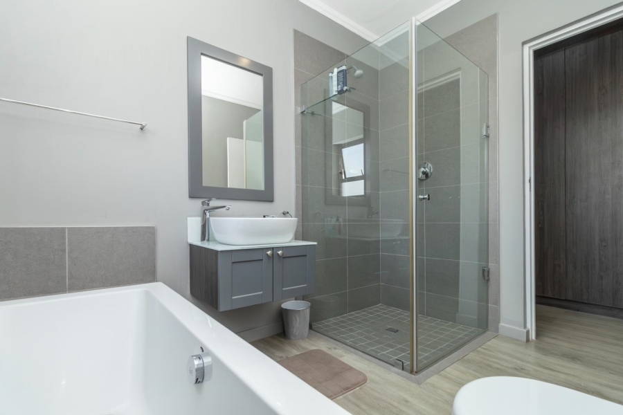 2 Bedroom Property for Sale in Bryanston East Gauteng