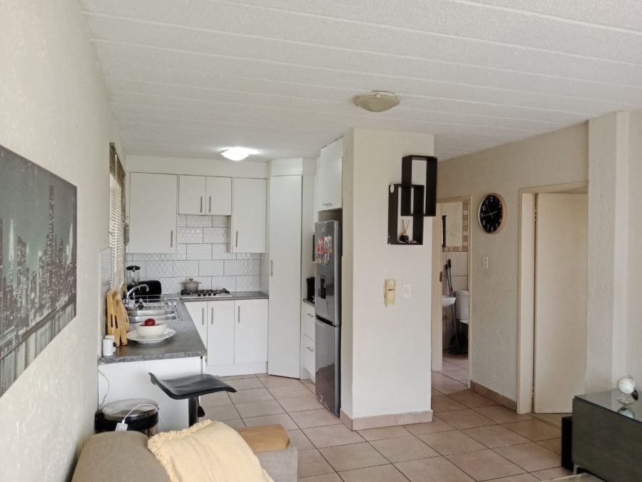 1 Bedroom Property for Sale in Rembrandt Park Gauteng