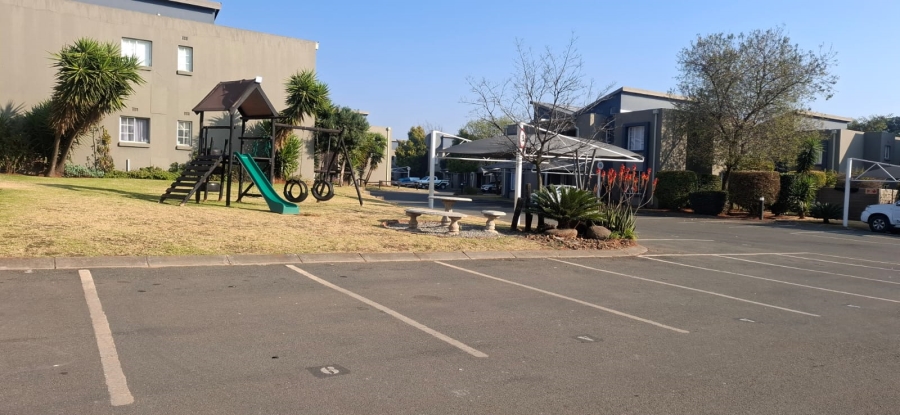 2 Bedroom Property for Sale in Brentwood Gauteng