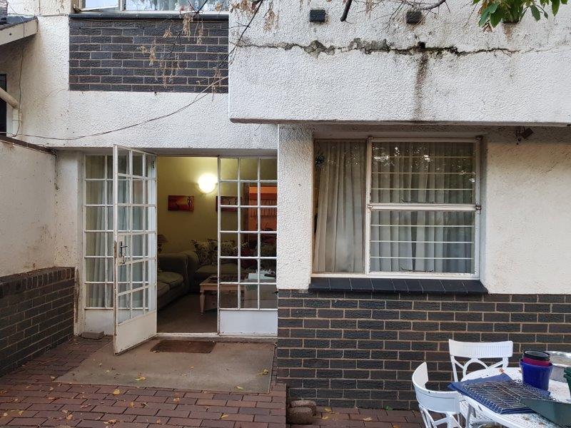 To Let 2 Bedroom Property for Rent in Mondeor Gauteng