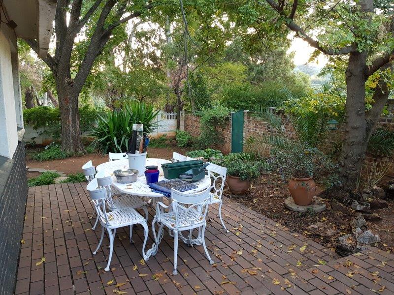 To Let 2 Bedroom Property for Rent in Mondeor Gauteng