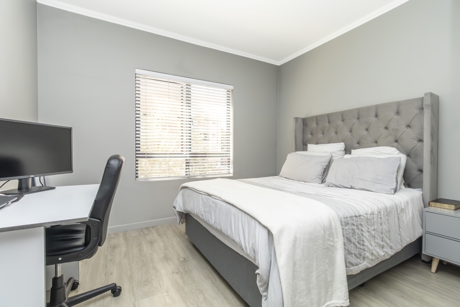 To Let 2 Bedroom Property for Rent in Bryanston Gauteng