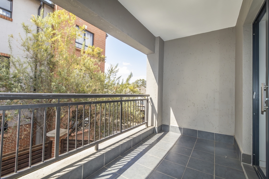 To Let 2 Bedroom Property for Rent in Bryanston Gauteng