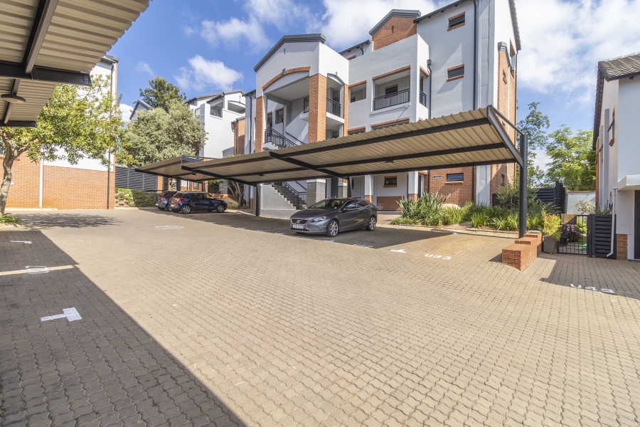 To Let 2 Bedroom Property for Rent in Bryanston Gauteng