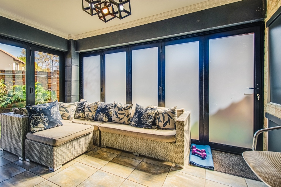 3 Bedroom Property for Sale in Glen Marais Gauteng