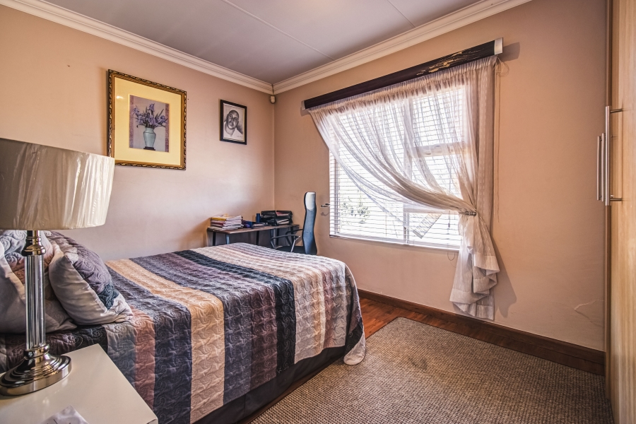3 Bedroom Property for Sale in Glen Marais Gauteng