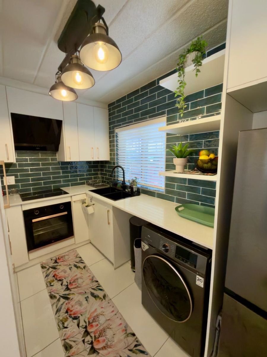 To Let 3 Bedroom Property for Rent in Bryanston West Gauteng
