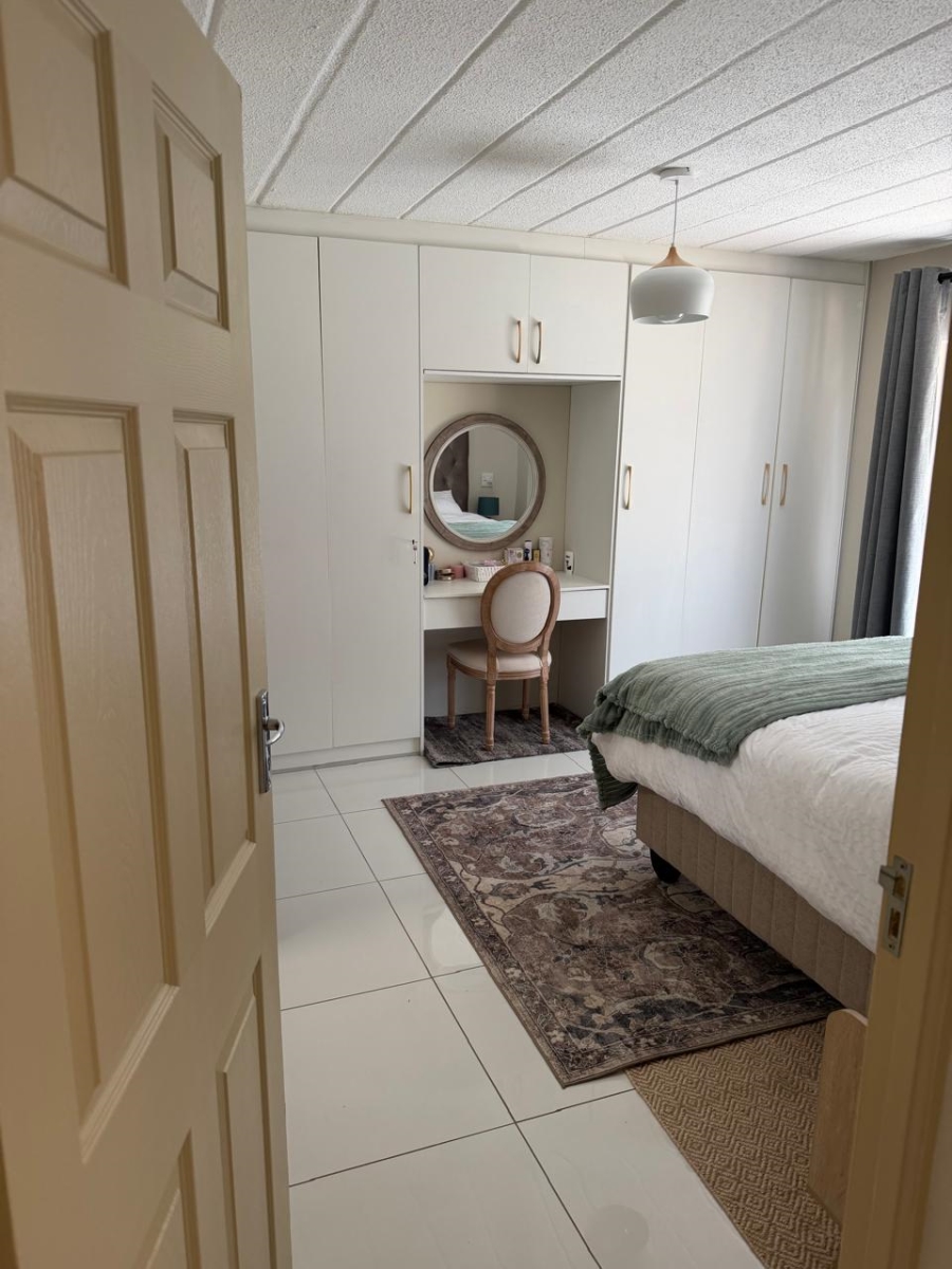 To Let 3 Bedroom Property for Rent in Bryanston West Gauteng