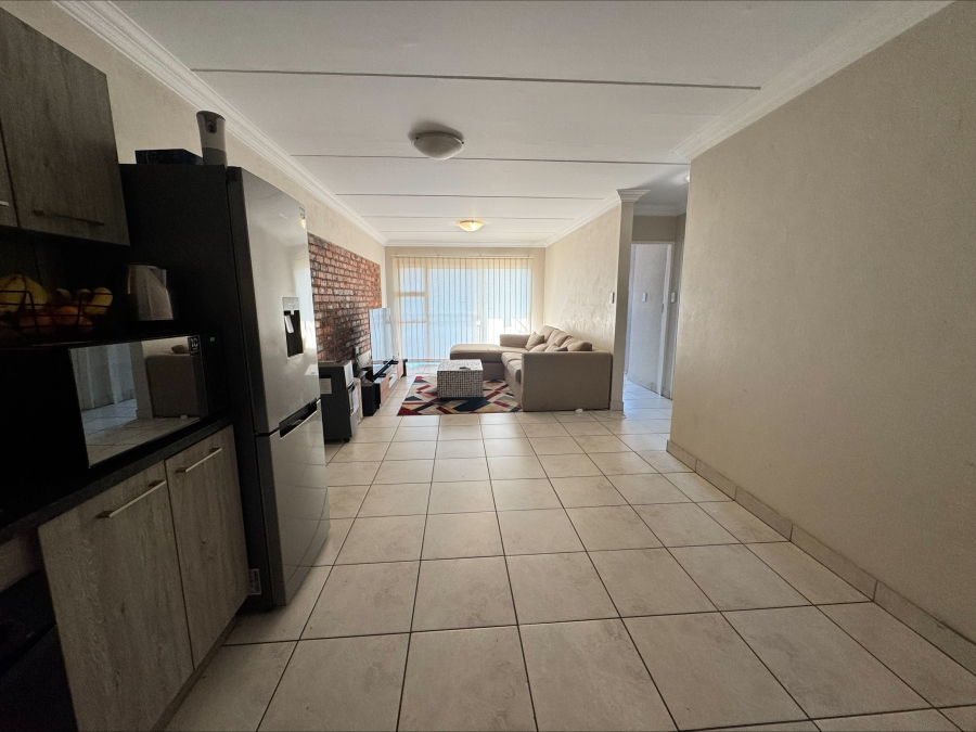 2 Bedroom Property for Sale in Wychwood Gauteng