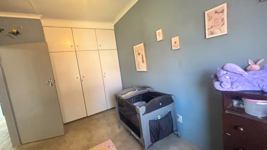 2 Bedroom Property for Sale in Dayanglen Gauteng