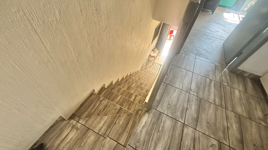 2 Bedroom Property for Sale in Dayanglen Gauteng