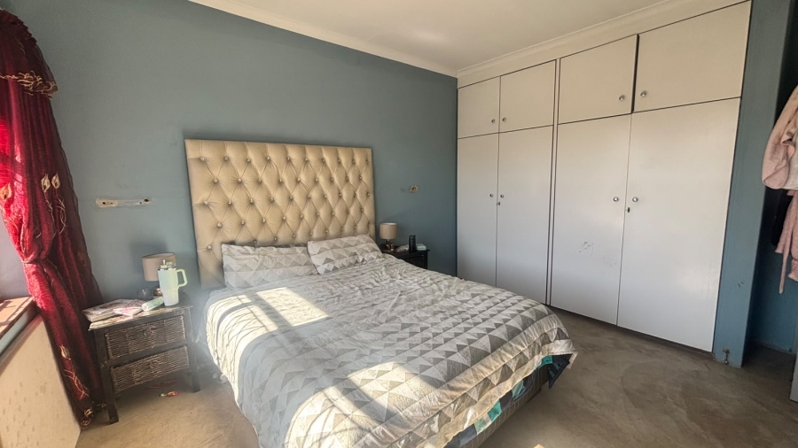 2 Bedroom Property for Sale in Dayanglen Gauteng