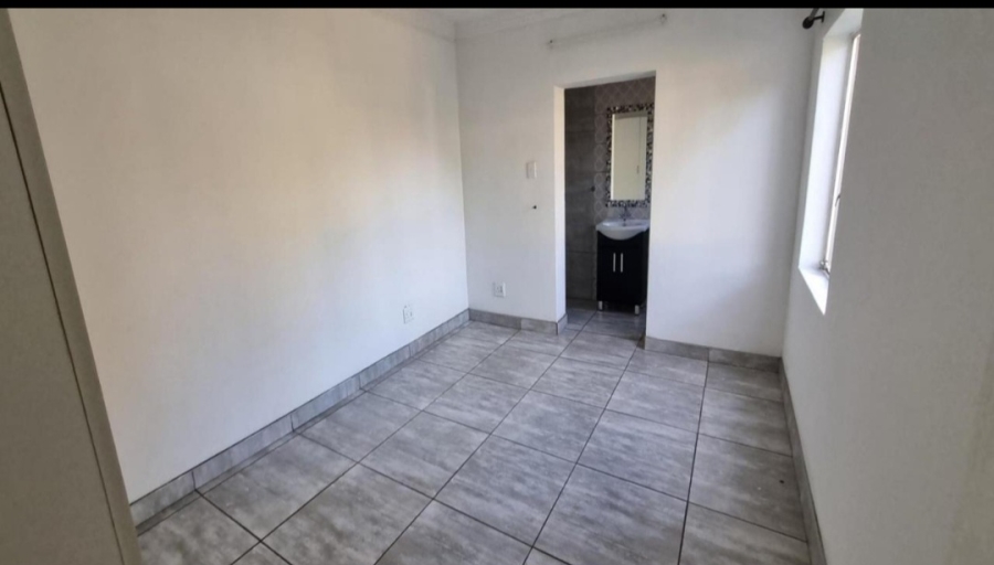 3 Bedroom Property for Sale in Northmead Gauteng