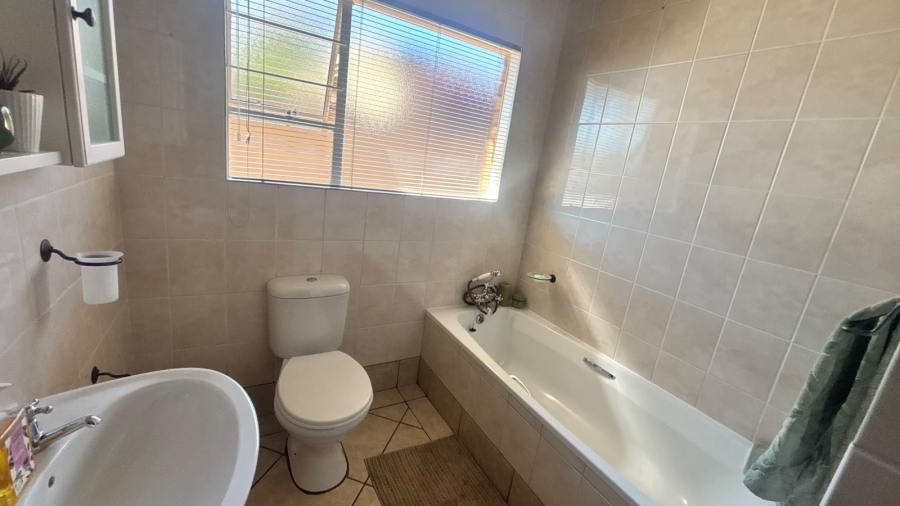 3 Bedroom Property for Sale in Witfield Gauteng
