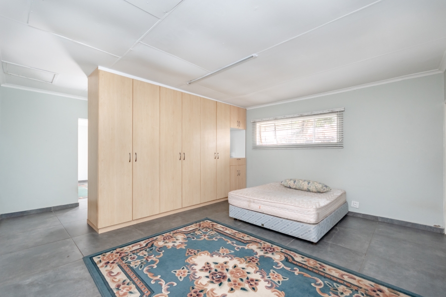 4 Bedroom Property for Sale in Glen Marais Gauteng