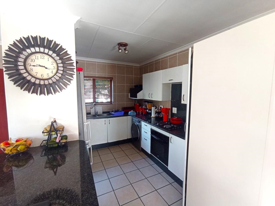 2 Bedroom Property for Sale in Winchester Hills Gauteng