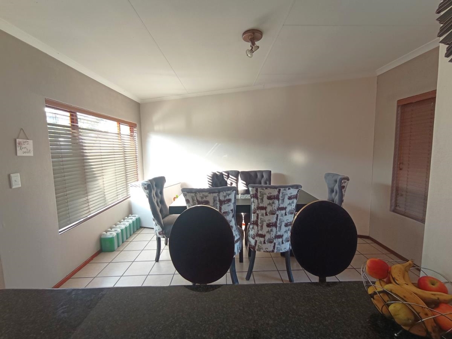 2 Bedroom Property for Sale in Winchester Hills Gauteng