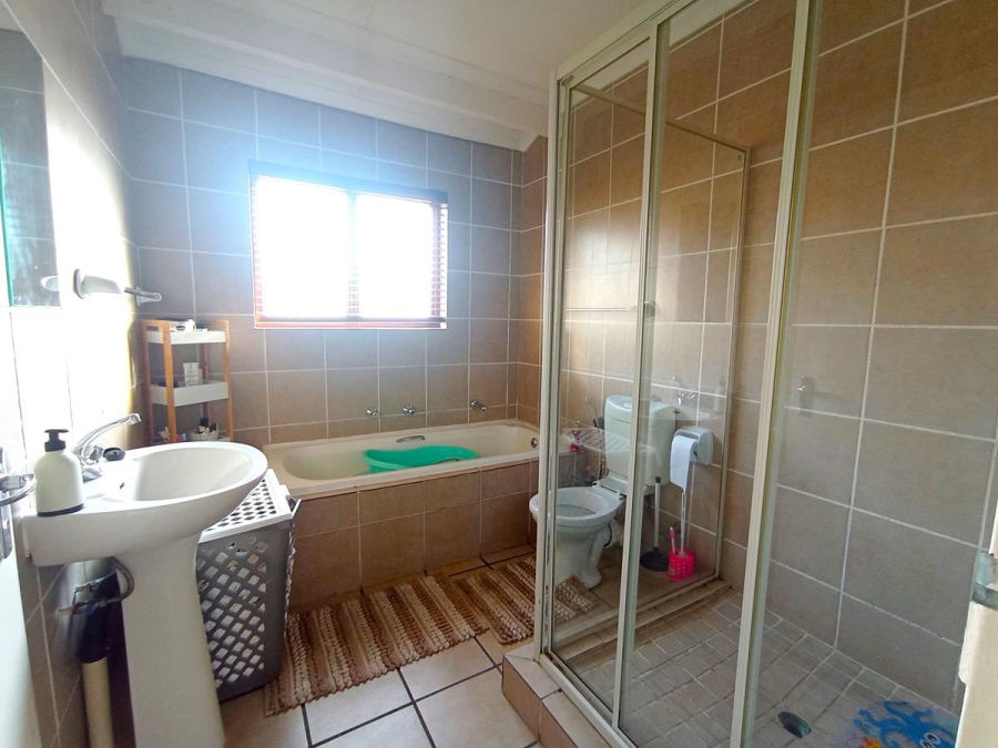 2 Bedroom Property for Sale in Winchester Hills Gauteng