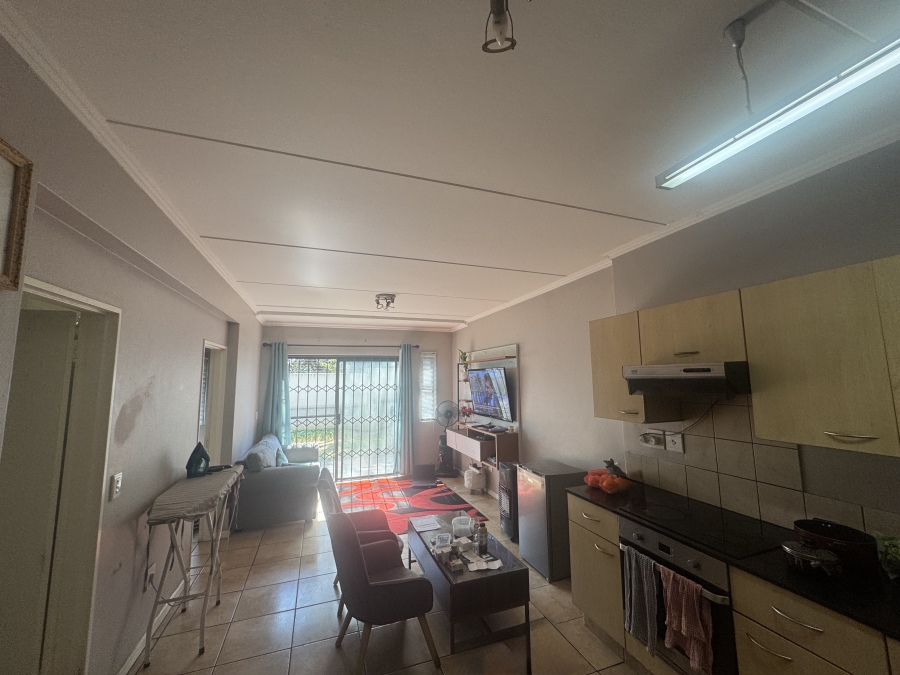 To Let 2 Bedroom Property for Rent in Sunninghill Gauteng