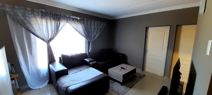 2 Bedroom Property for Sale in Jabulani Gauteng