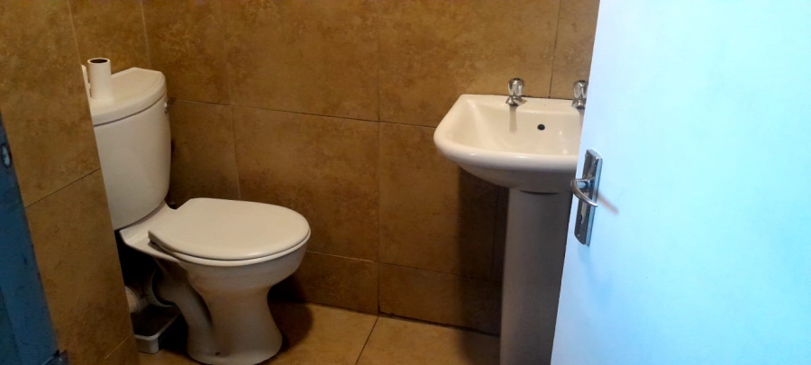 2 Bedroom Property for Sale in Jabulani Gauteng
