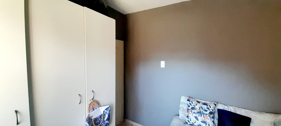 2 Bedroom Property for Sale in Jabulani Gauteng