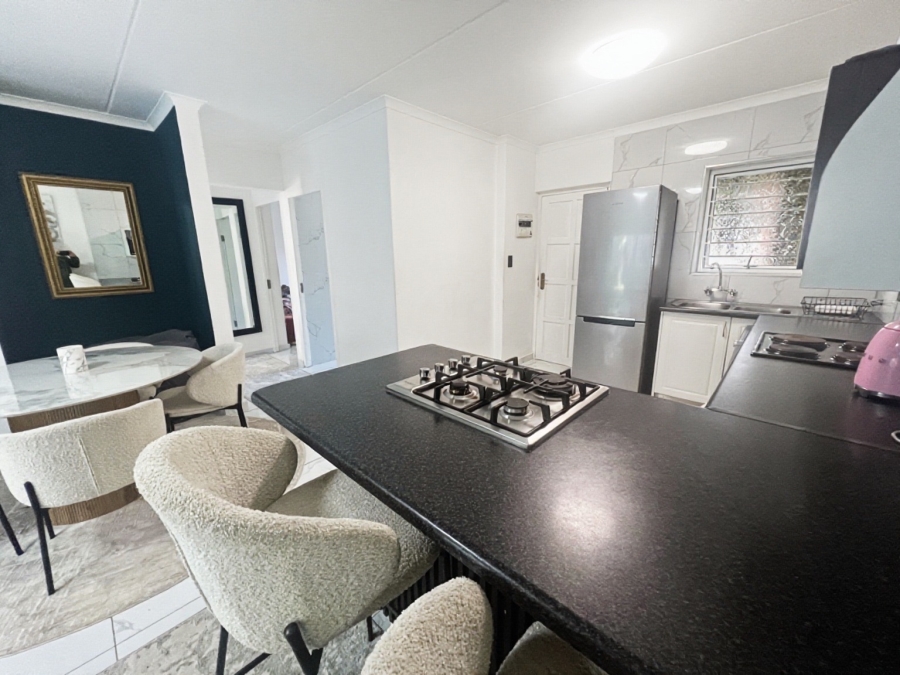 2 Bedroom Property for Sale in Sunninghill Gauteng