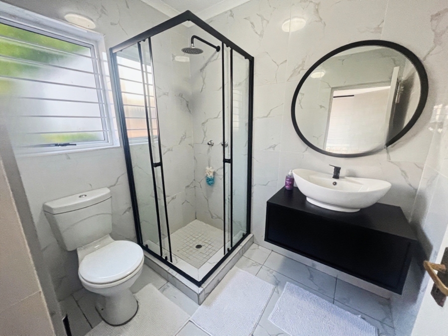 2 Bedroom Property for Sale in Sunninghill Gauteng