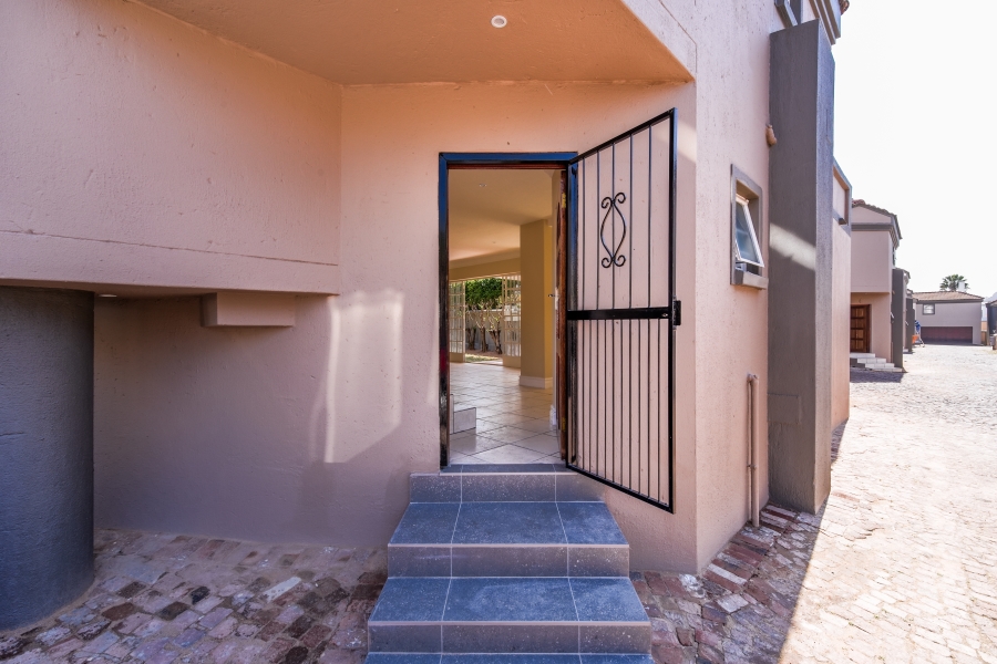 4 Bedroom Property for Sale in Equestria Gauteng