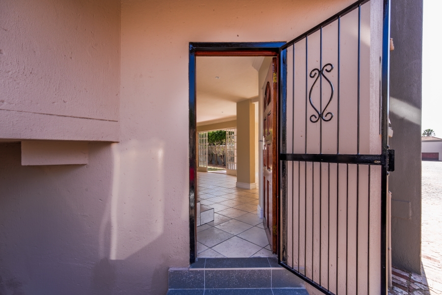 4 Bedroom Property for Sale in Equestria Gauteng